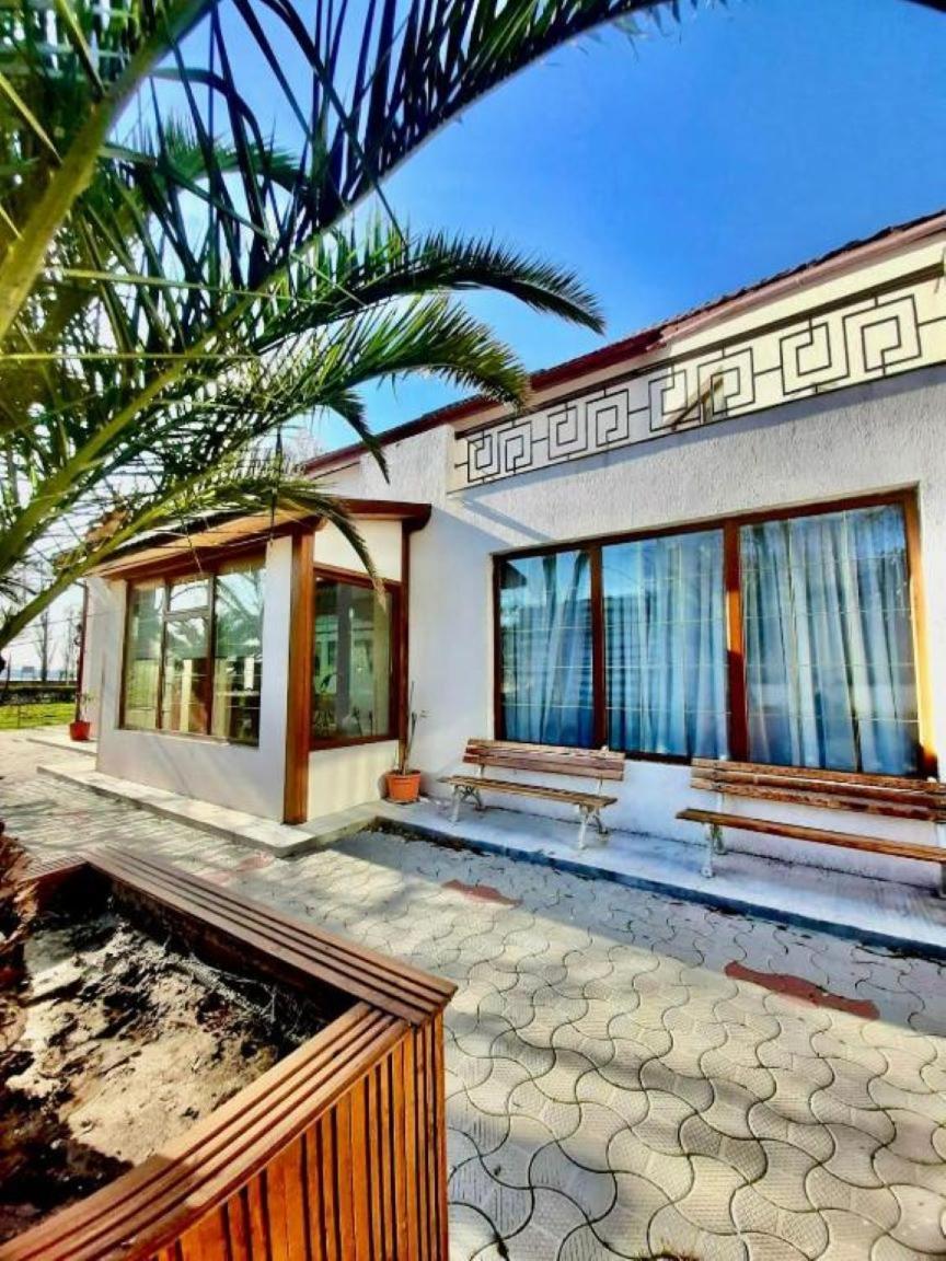 Vila Miluna Mamaia Exteriör bild