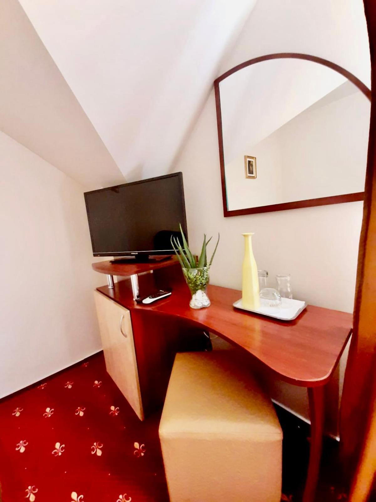 Vila Miluna Mamaia Exteriör bild